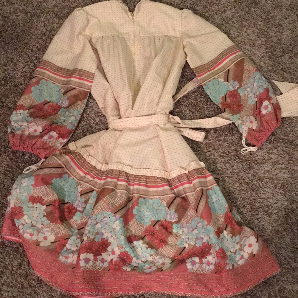 The Kollection vintage dress